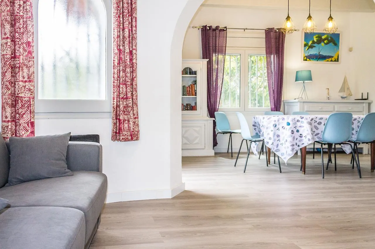 Empurialola -Encantadora Casa Con Jardin Cerca Del Centro -142 Empuriabrava Σπίτι διακοπών