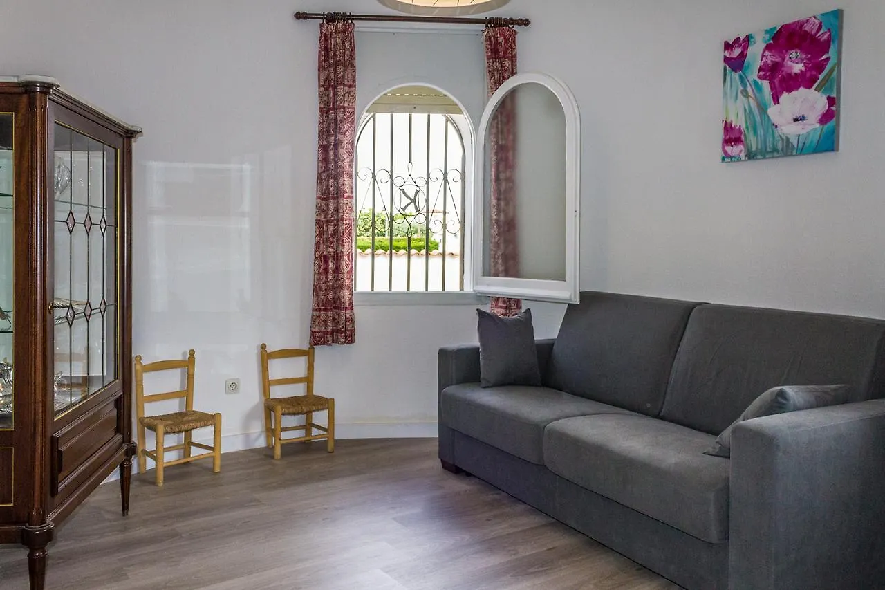 Empurialola -Encantadora Casa Con Jardin Cerca Del Centro -142 إمبوريابرافا