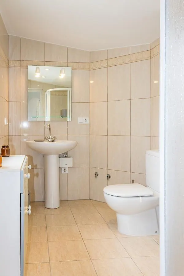 بيت للعطل Empurialola -Encantadora Casa Con Jardin Cerca Del Centro -142 إمبوريابرافا