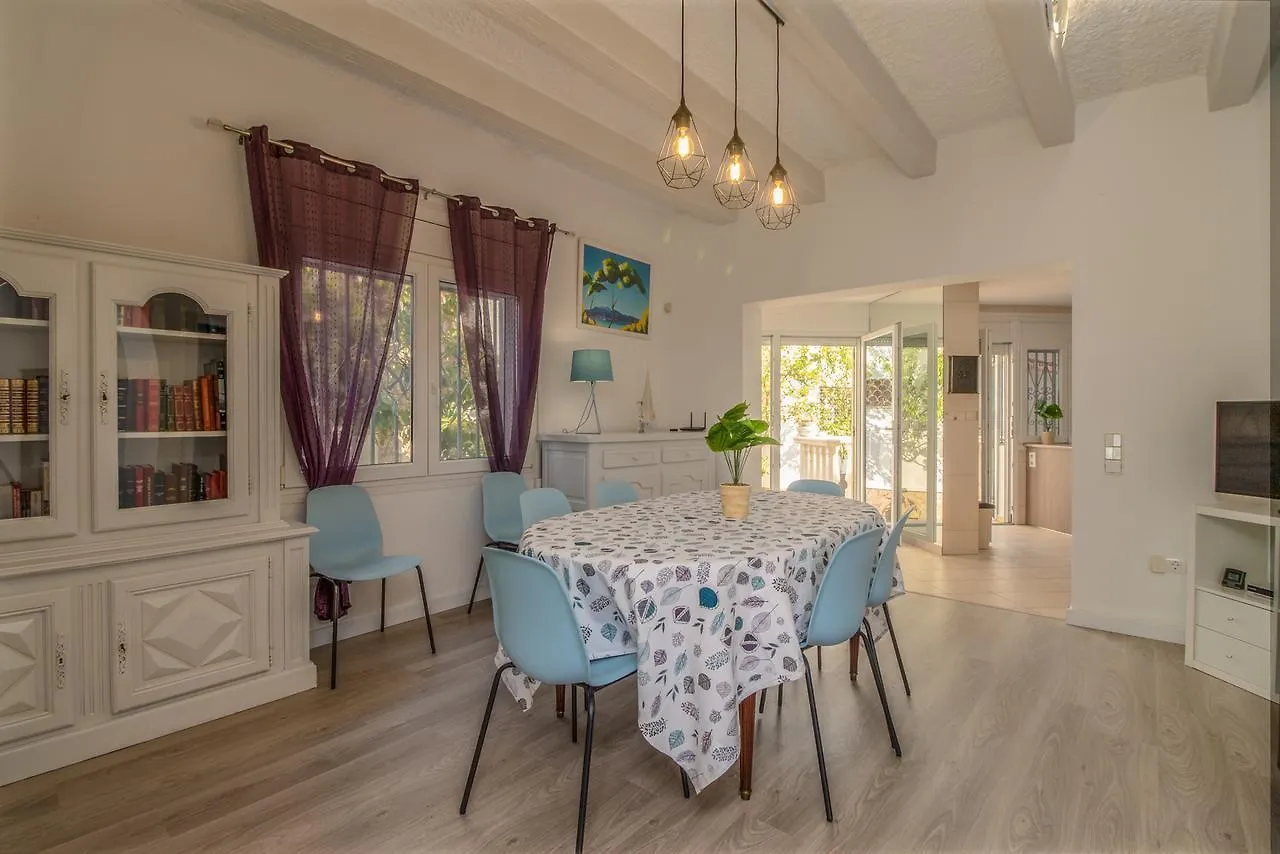 بيت للعطل Empurialola -Encantadora Casa Con Jardin Cerca Del Centro -142 إمبوريابرافا